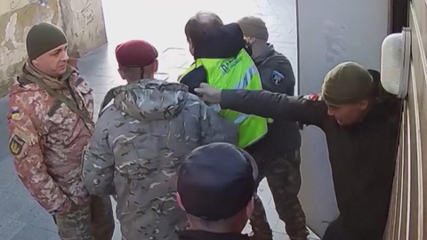 Беспредел украинских ТЦК: людей ловят на улице, избивают и отправляют на фронт