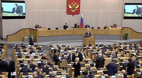 Единороссы ответили на вопрос Собчак Путину
