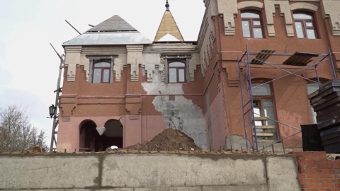 Как проходит ремонт в Костромском театре кукол