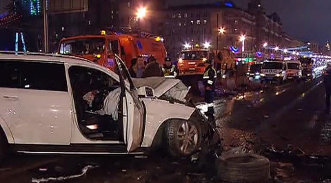 В ДТП на Кутузовском погибли вице-премьер Дагестана и его жена