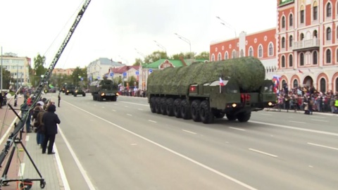 Торжественное шествие в Йошкар-Оле в честь 79-й годовщины Победы в Великой Отечественной войне