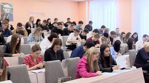 В области прошла ежегодная образовательная акция "Избирательный диктант"