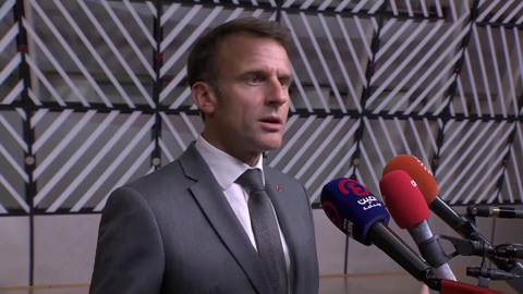 Эксперт: Макрон получил политический нокдаун