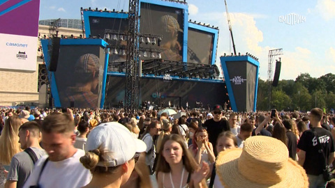 Лето случилось: в Москве прошел VK Fest