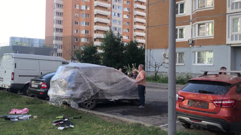 Водитель взорванного внедорожника все еще в тяжелом состоянии