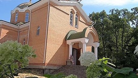 Под Орлом открыли храм в честь российских новомучеников и исповедников