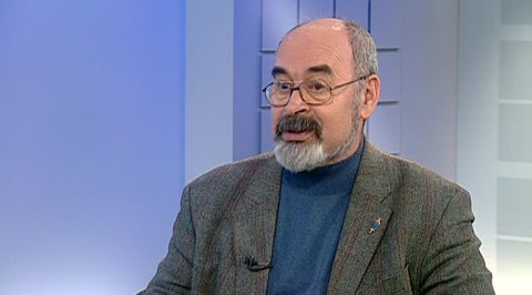 Виктор Литовкин: Порошенко - кукла, которой играют другие государства