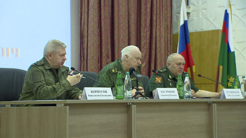 Глава СК Бастрыкин встретился с ранеными военнослужащими