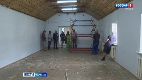 В ДХШ №1 приступили к ремонту выставочного зала