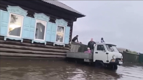 Большая вода заполонила Бурятию и Забайкалье