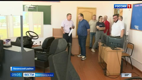 Губернатор в Ленинском районе
