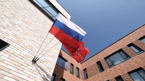 Тысячи московских школьников сядут за парты новых школ