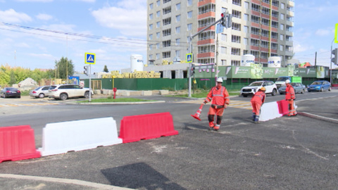 На Уктусе открыли движение по улице Рощинской