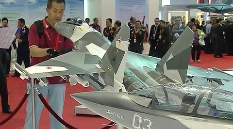 Россия показала Як-130 на выставке в  Сингапуре
