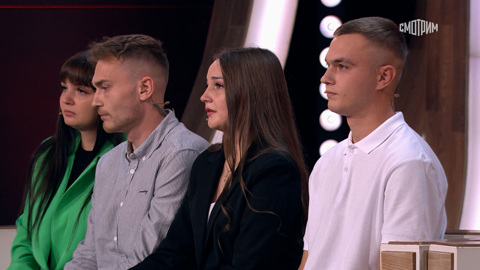Светлана Ткачева отказалась признавать родных детей