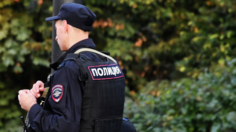 В Москве задержали дебошира, напавшего на полицейских