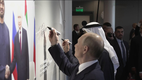 Владимир Путин провел переговоры с президентом ОАЭ