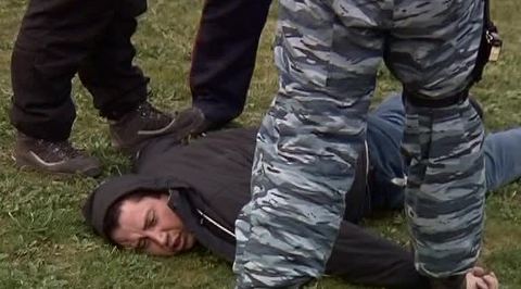 У задержанного в Севастополе киевского провокатора нашли оружие и наркотики