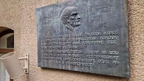 Финны не захотели быть заложниками истории, но стали заложниками политики