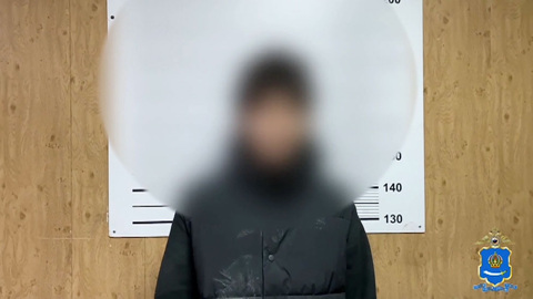 На тренеров футбольного клуба "Ленинградец" напали с ножом