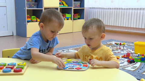 "Счастье каждому": активные братья Сережа и Степа нуждаются в заботе родителей