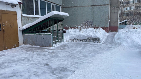 Эхо циклона: последствия снегопада в городах и селах Приамурья устраняли десятки тысяч человек