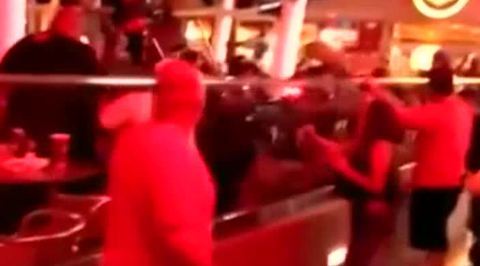 Мейвезер подрался с Клиффорд Харрис ХОСТИНГ