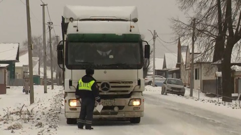 После ремонта стала опасной: поток грузовиков на улице Большое Чигашево в Йошкар-Оле волнует местных жителей