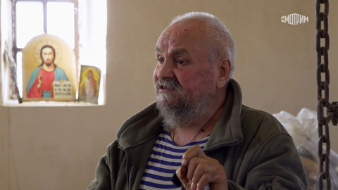 77-летний Николай Тарасенко в одиночку строит храм в Луганской области