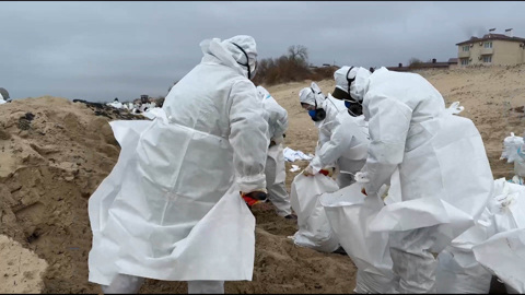 Волонтеры из Северной Осетии помогают устранять последствия экологической катастрофы в Анапе