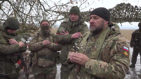 Больше 240 священников РПЦ постоянно находятся на передовой