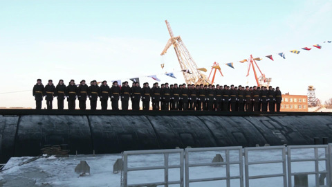 ВМФ России передали атомный подводный крейсер "Архангельск"