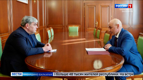 Казбек Коков встретился с министром труда и социальной защиты Тахиром Тогузаевым