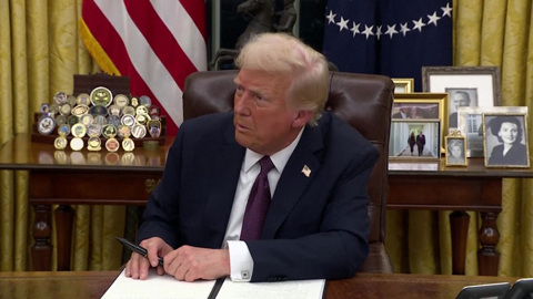 Трамп увольняет ставленников Байдена и обещает исправить его ошибки