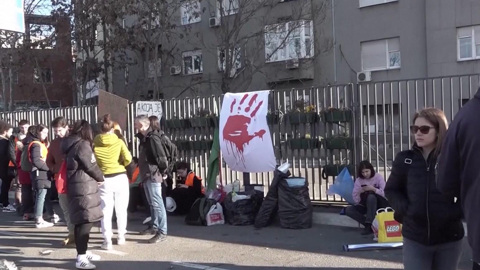 Сербское правительство ушло в отставку на фоне студенческих протестов