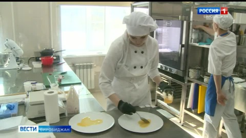 В ЕАО для учителей провели мастер класс по игре в гандбол