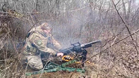 Воюющие в Курской области мотострелки ВС РФ не намерены отпускать врагов живыми
