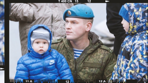 Каким запомнили Павла Горбоконенко родные, друзья и сослуживцы? Премьера фильма "Позывной "Вожак" на канале "Россия 24"