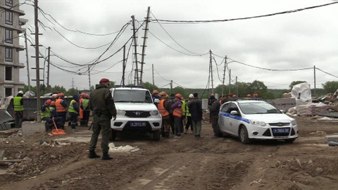 На подмосковной стройке прошел рейд по мигрантам-нарушителям