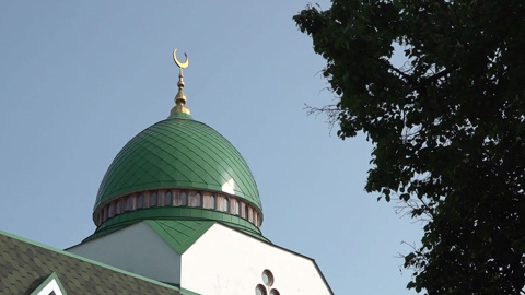 Как встречают Курбан-байрам в Чечне и Башкирии