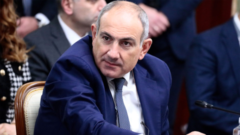 Багдасаров: Пашинян атакует церковь, чтобы удержаться у власти