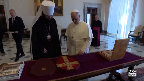 На встрече Лев XIV и митрополит Антоний обменялись мнениями и подарками