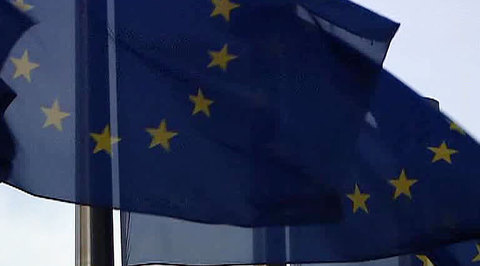 Вместо денег ЕС поможет Украине любовью