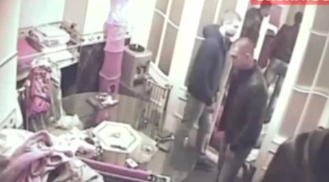 Полицейские устроили шумную вечеринку в публичном доме
