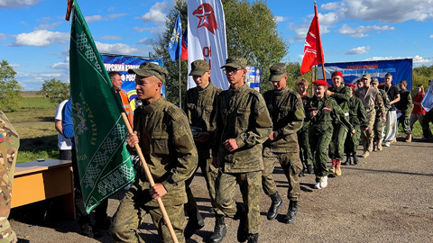 Школьники Приамурья соревновались в "Юнармейском десанте"