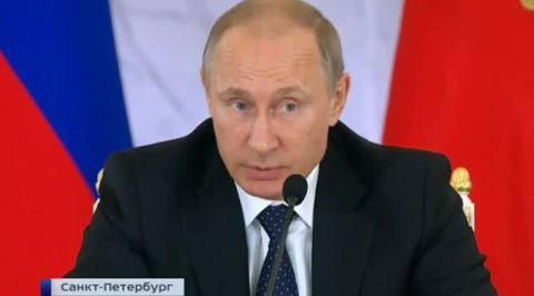 Букет, книга и шляпа от президента: юбилей Алисы Фрейндлих