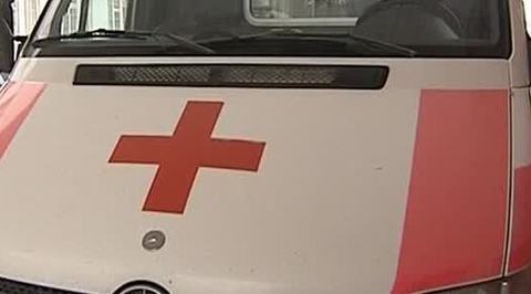 Водитель скорой утихомирил травматом двух буйных мужчин