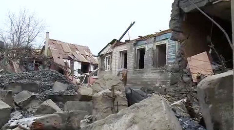 Украинские силовики вновь обрушили огонь на Луганск