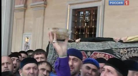 Чаша пророка Мохаммеда доставлена в Чечню