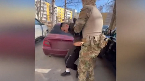 Десять выходцев из Центральной Азии лишили российского гражданства